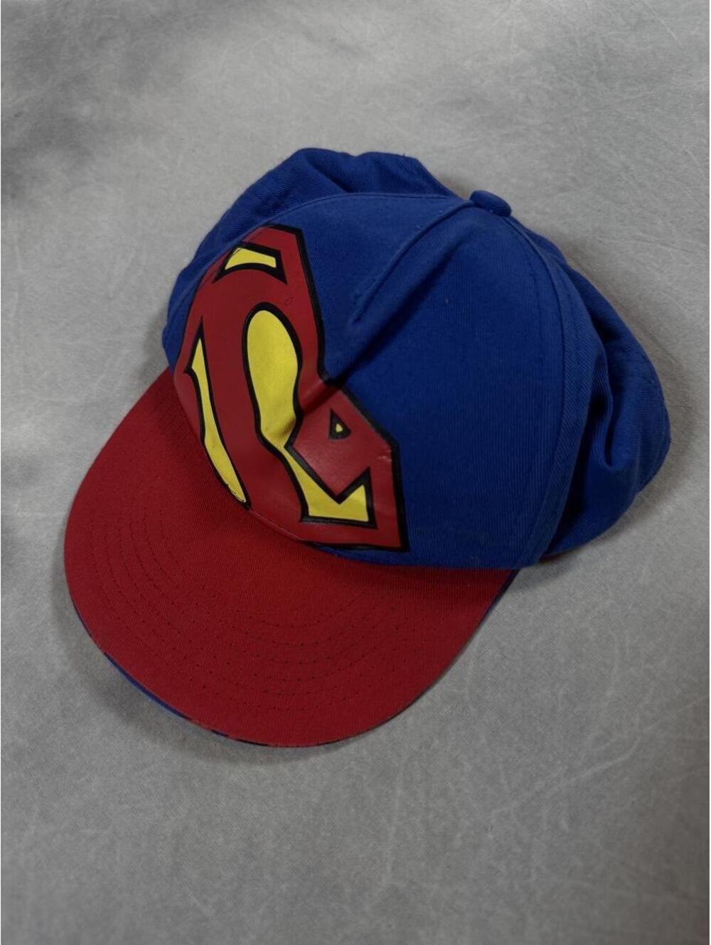Vintage 90s Superman DC Comics Snapback Hat, youth Cape Under Brim Graphic